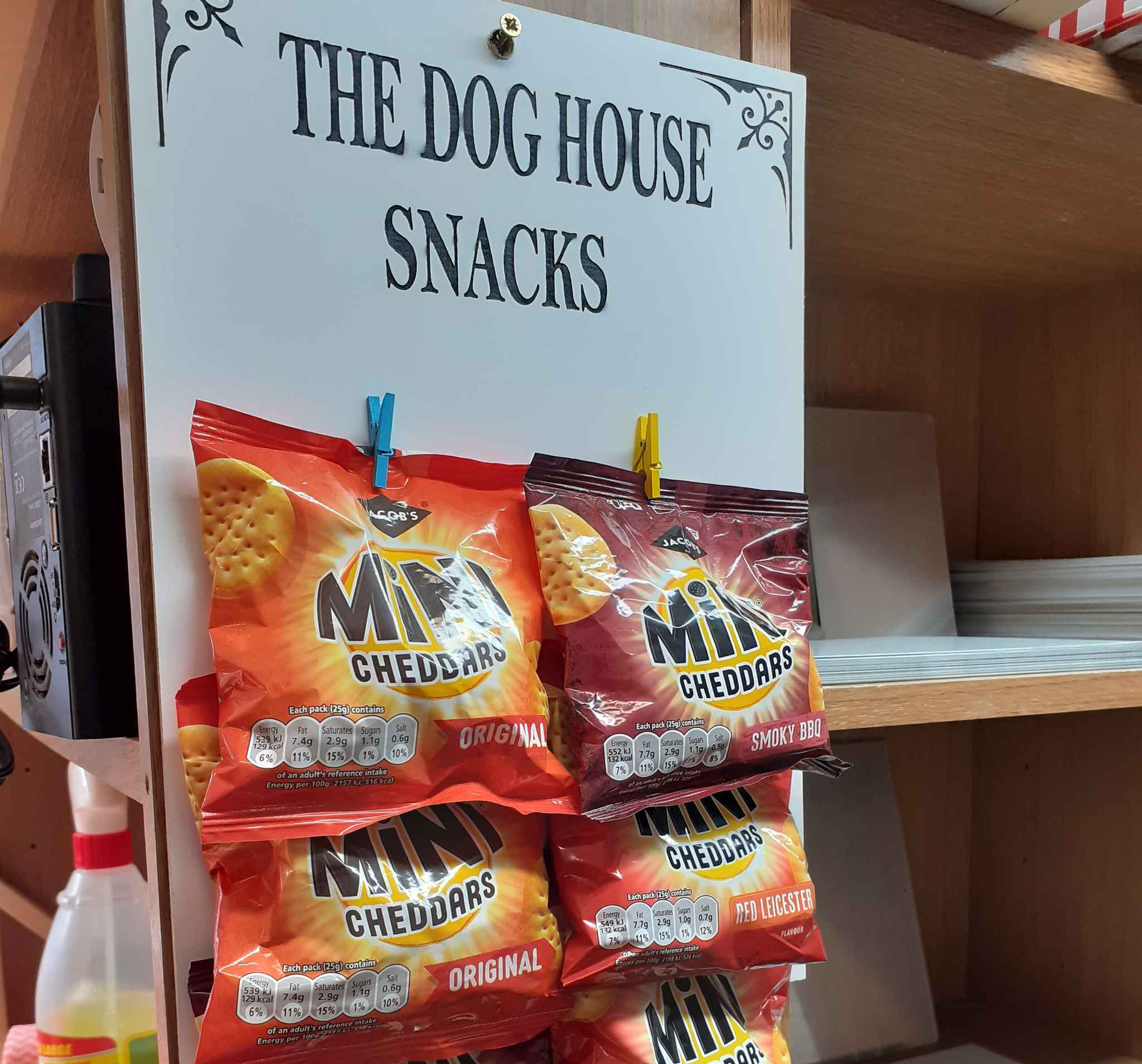 Complementary Snacks. Sign Personalised Bar Snacks Sign | SNACKS INCLUDED – BarSigns UK